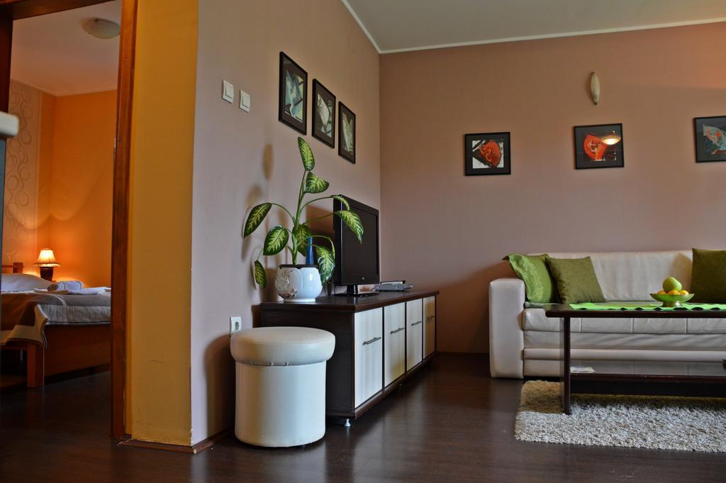 Apartments Vila Vrdnik Exterior photo