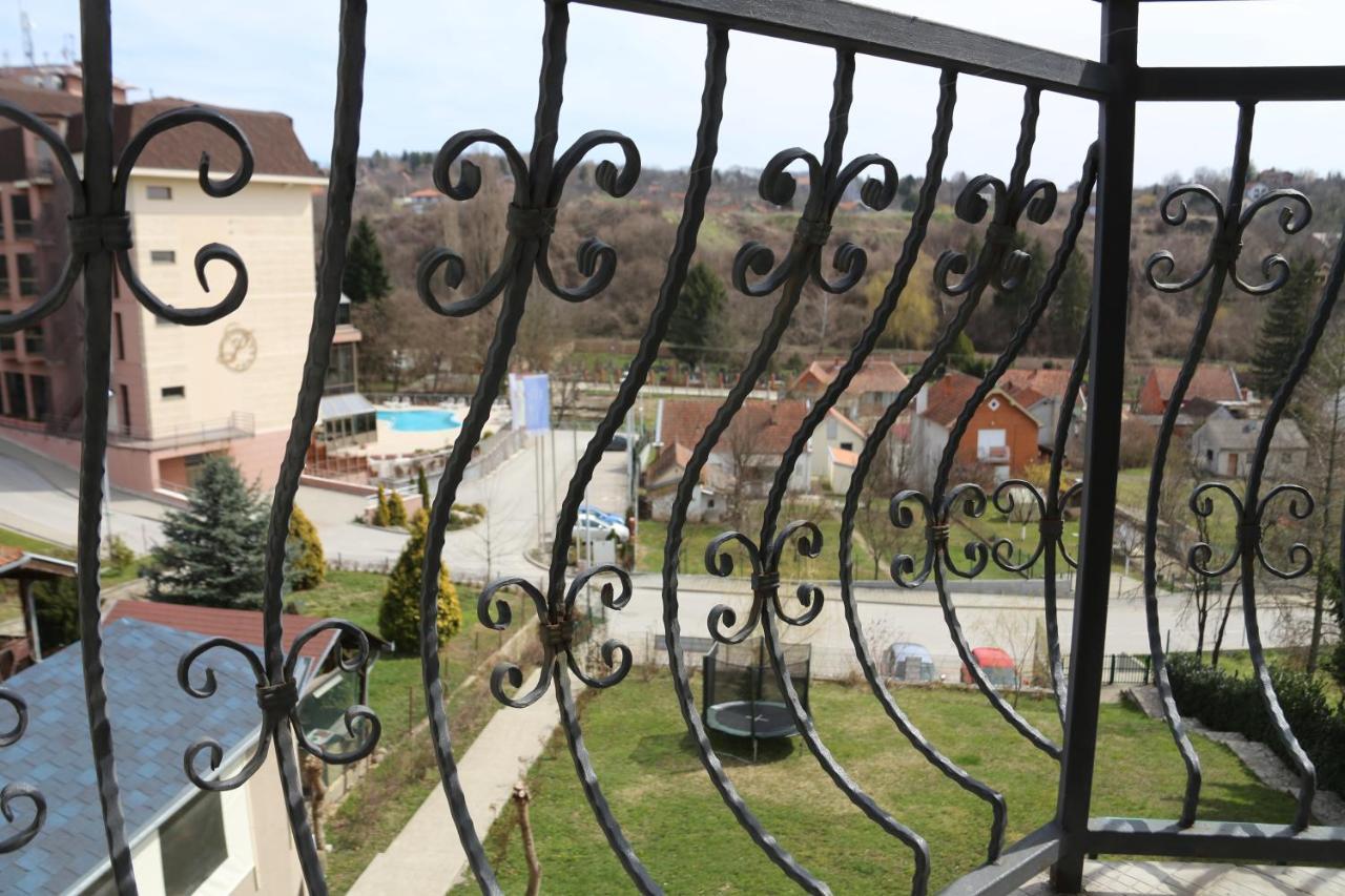 Apartments Vila Vrdnik Exterior photo